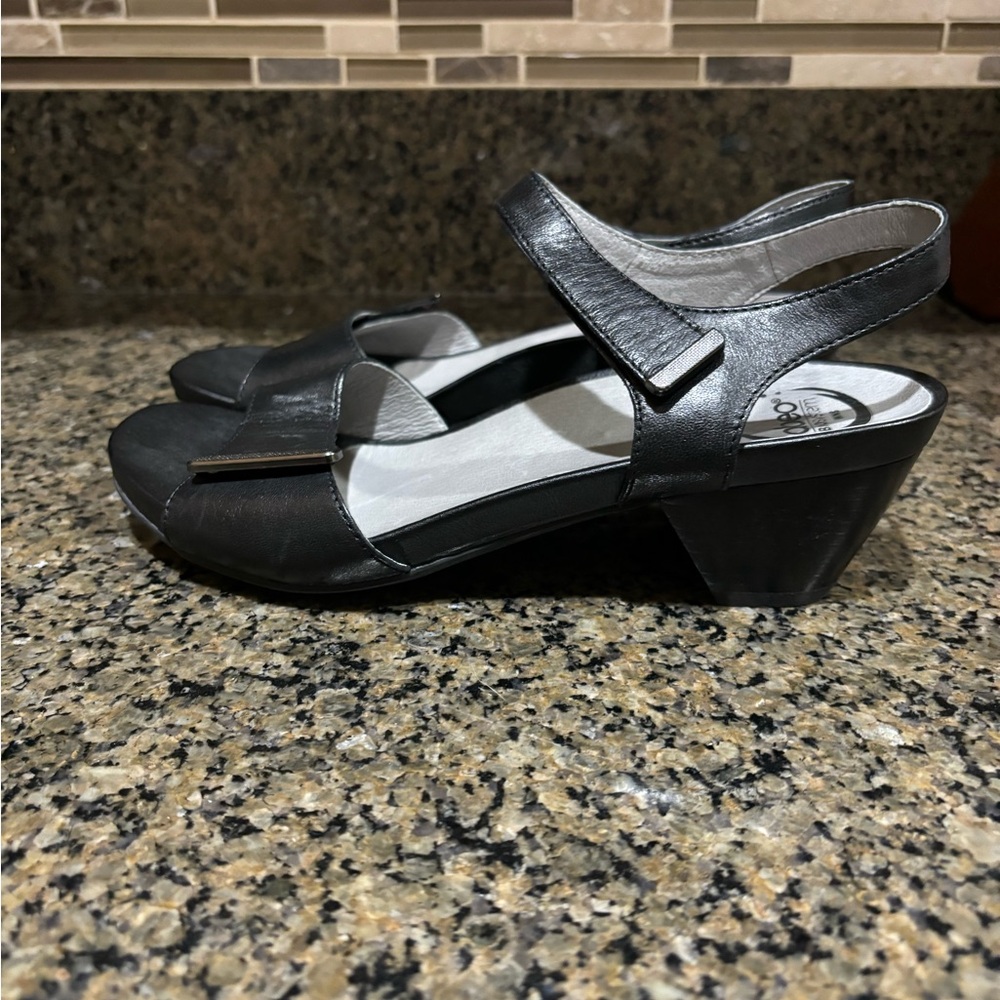 Obeo black leather low heel sandals